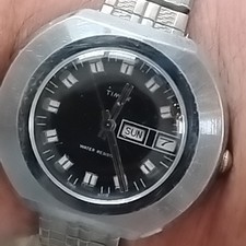 Vintage 1974 Men's Timex UFO