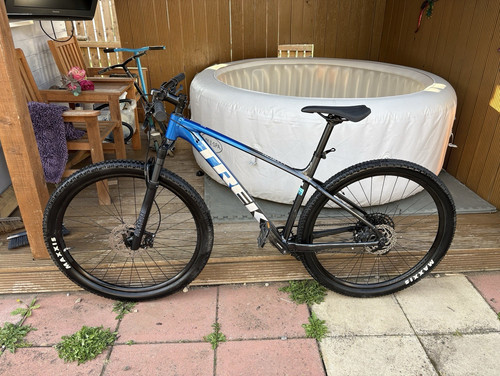 Trek marlin mountain bike - 8,